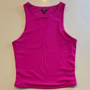 Express Body Contour High Compression High Neck Cropped Tank. Size XS